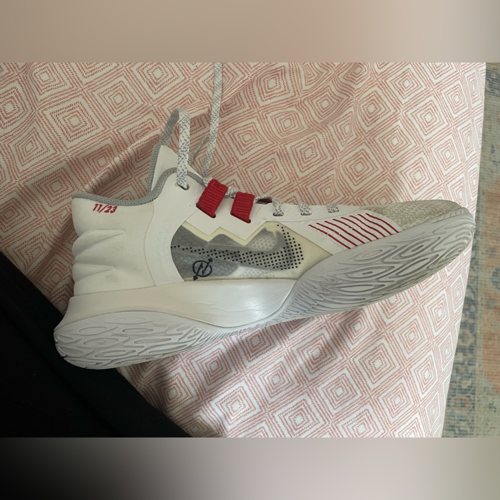 Kyrie Flytrap 5 'White University Red'. Basketbal… - image 3